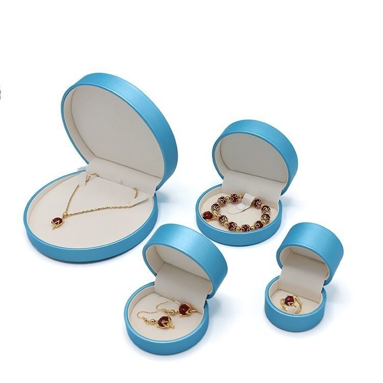 Hộp đồ trang sức da PU sang trọng tùy chỉnh với logo được sản xuất hàng loạt Thời gian giao hàng 15-20 ngày Các mẫu miễn phí và vận chuyển nhanh